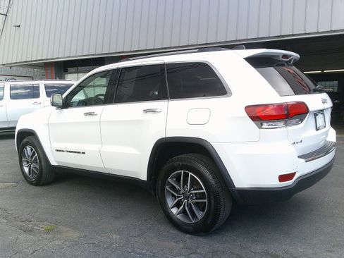 Used 2022 Jeep Grand Cherokee Limited AWD/4WD image 5