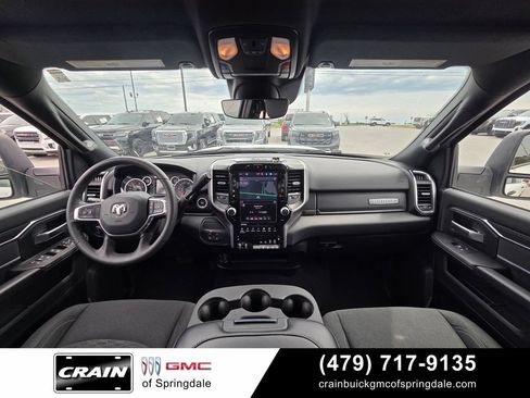 Used 2025 RAM 2500 Big Horn AWD/4WD image 27