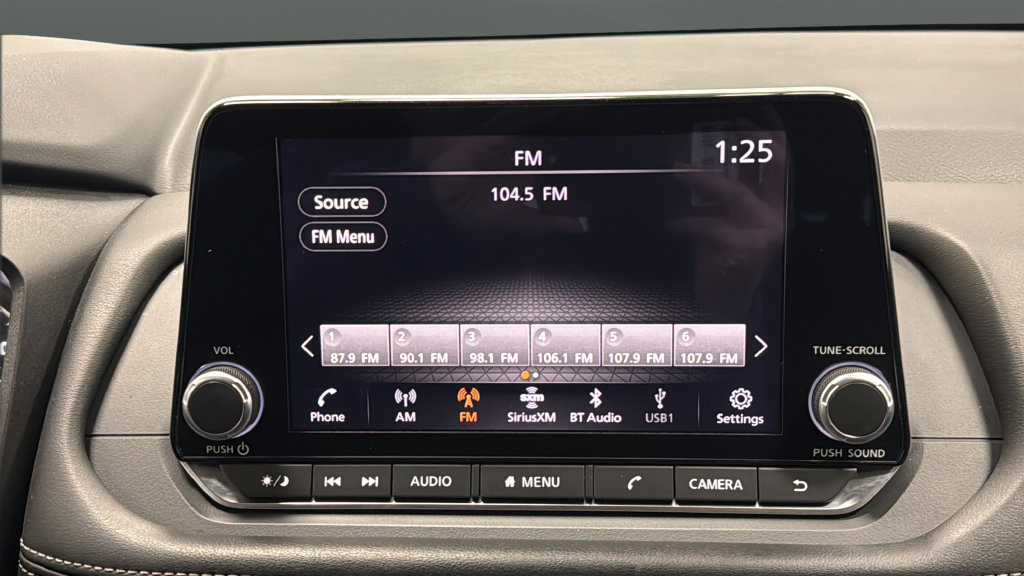 Used 2024 Nissan Rogue SV AWD/4WD image 13