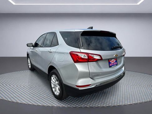 Used 2018 Chevrolet Equinox LS AWD/4WD image 4