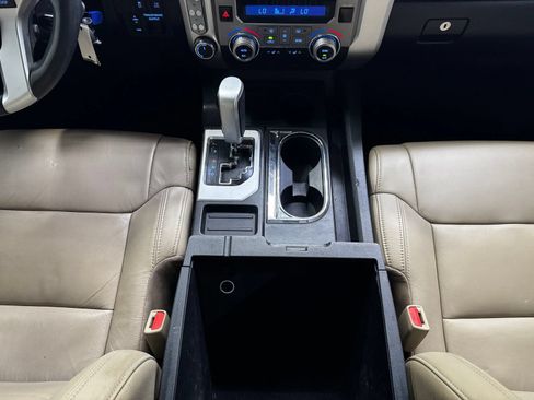 Used 2017 Toyota Tundra Limited AWD/4WD image 28