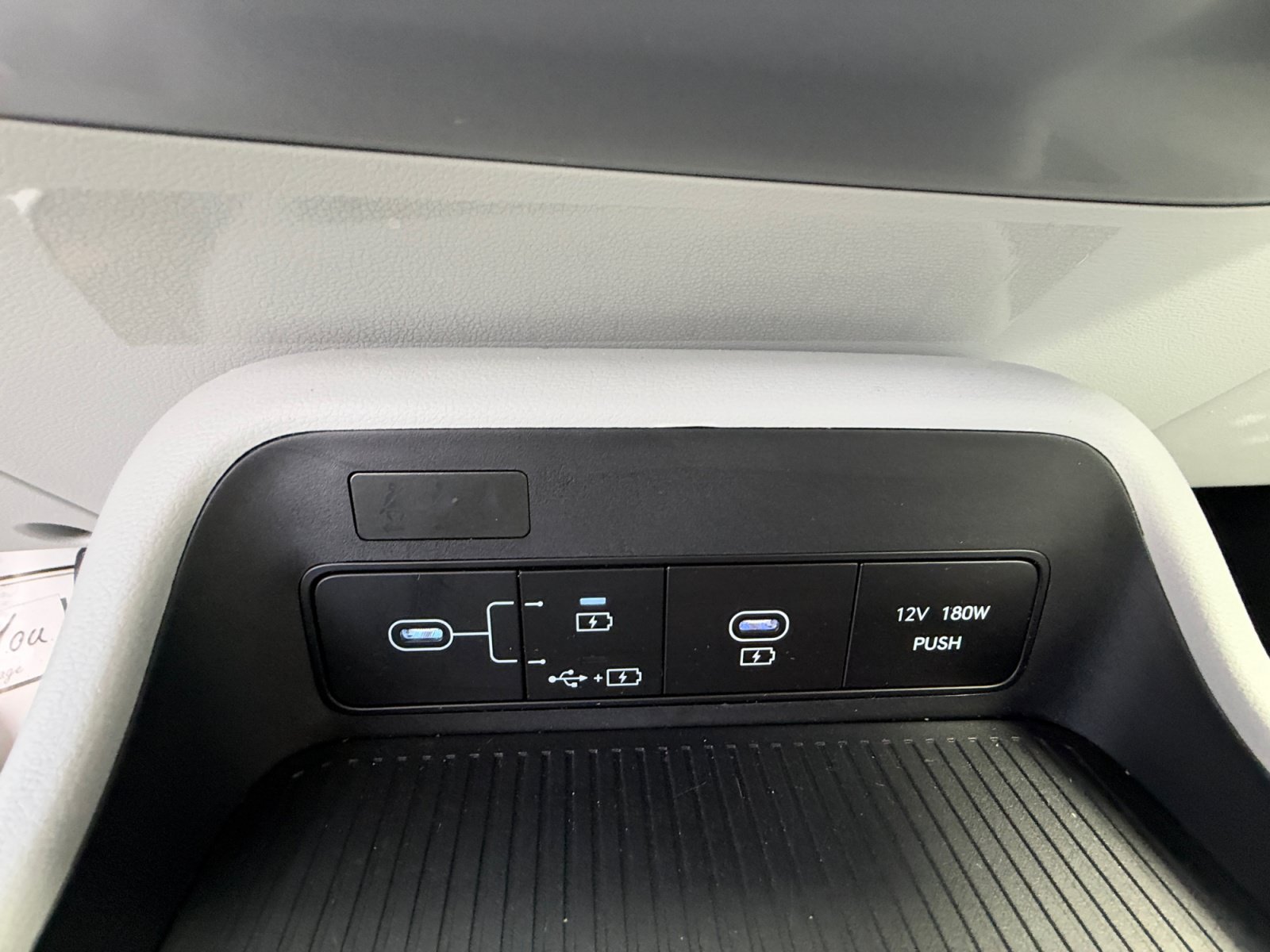 Used 2024 Hyundai Kona SEL AWD/4WD image 31