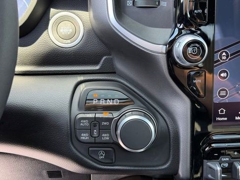 New 2026 RAM 1500 Big Horn AWD/4WD image 23