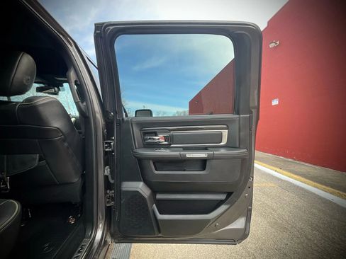 Used 2017 RAM 1500 Limited AWD/4WD image 23