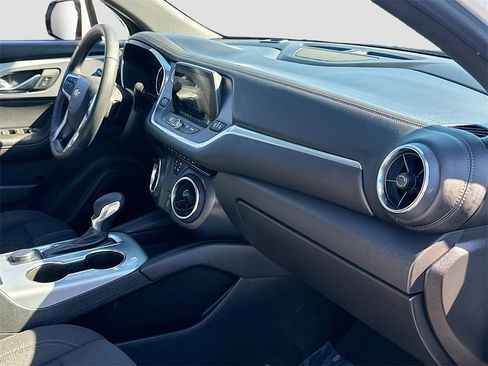 Used 2022 Chevrolet Blazer LT image 26