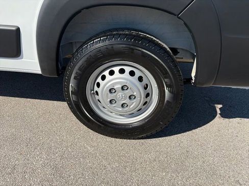 Used 2024 RAM ProMaster 2500 image 44