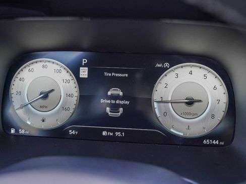 Used 2023 Hyundai Palisade Calligraphy image 24