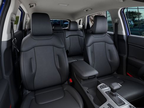 New 2026 Kia Sportage EX image 15