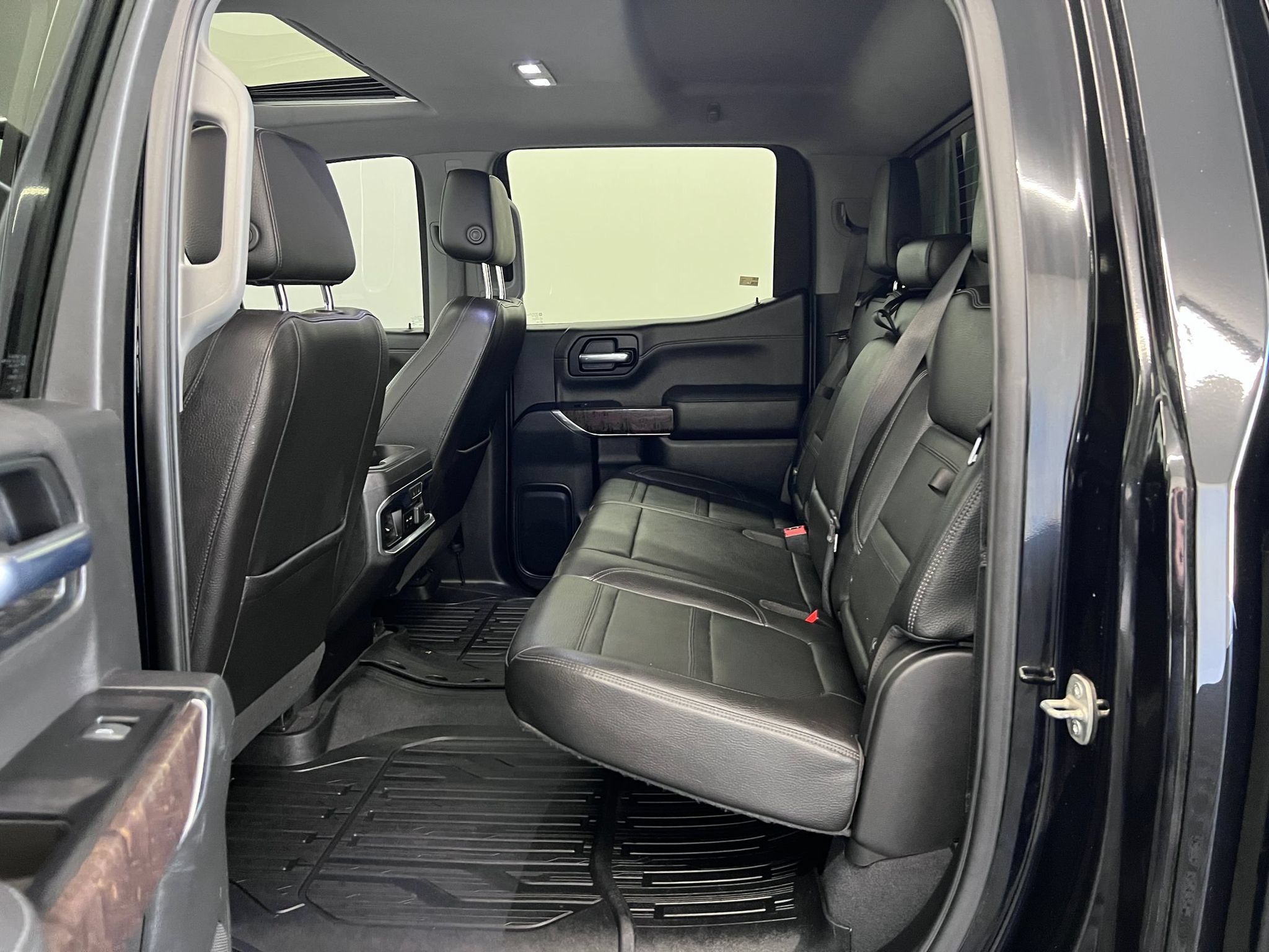 Used 2019 GMC Sierra 1500 Denali w/ Denali Ultimate Package AWD/4WD image 21