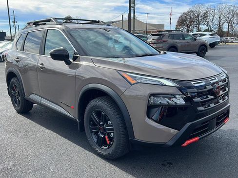 New 2026 Nissan Rogue SV image 3