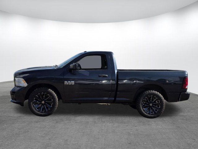 Used 2015 RAM 1500 Express AWD/4WD image 5