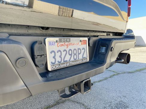 Used 2017 Ford F150 Raptor w/ Equipment Group 802A Luxury image 54