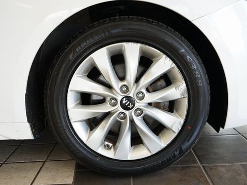 Used 2018 Kia Optima EX image 50