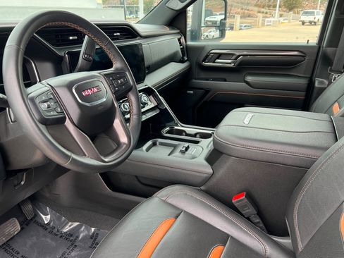 Used 2024 GMC Sierra 2500 AT4 w/ AT4 Premium Plus Package image 15