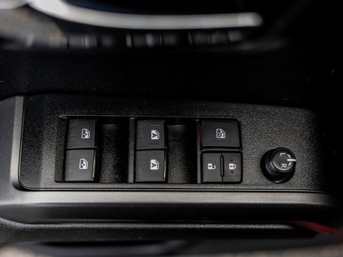 Used 2022 Toyota Tacoma TRD Sport w/ Technology Package image 23