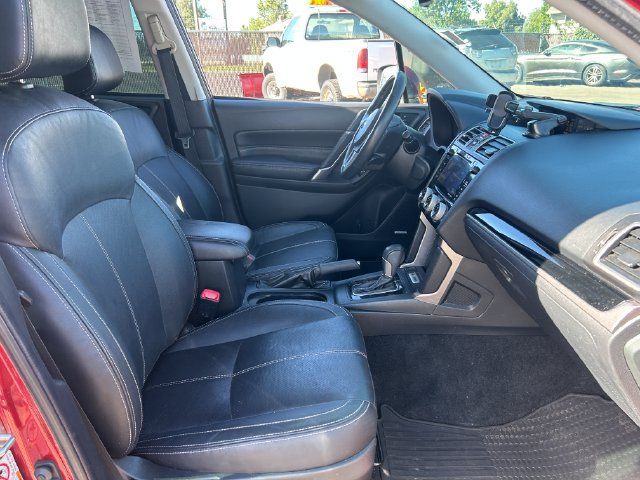 Used 2017 Subaru Forester 2.5i Touring AWD/4WD image 32
