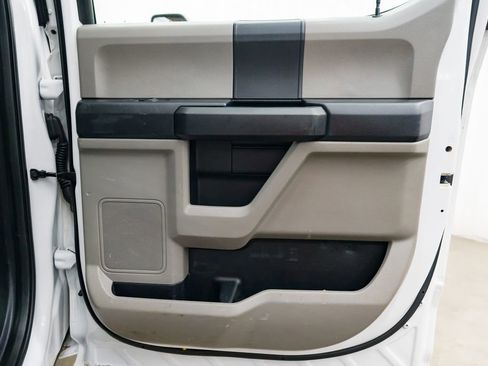 Used 2019 Ford F550 4x4 Crew Cab Super Duty image 28