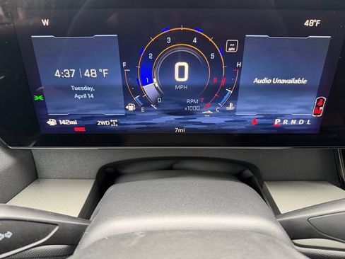 New 2026 Chevrolet Traverse LT w/ Driver Confidence Package AWD/4WD image 19