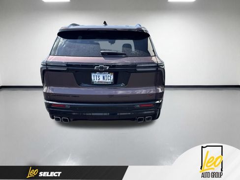 Used 2024 Chevrolet Traverse RS w/ LPO, Floor Liner Package AWD/4WD image 11