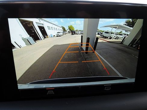Certified 2024 GMC Yukon XL AT4 AWD/4WD image 30