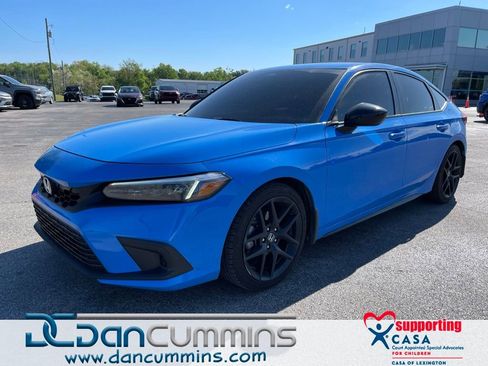 Used 2024 Honda Civic Sport image 1