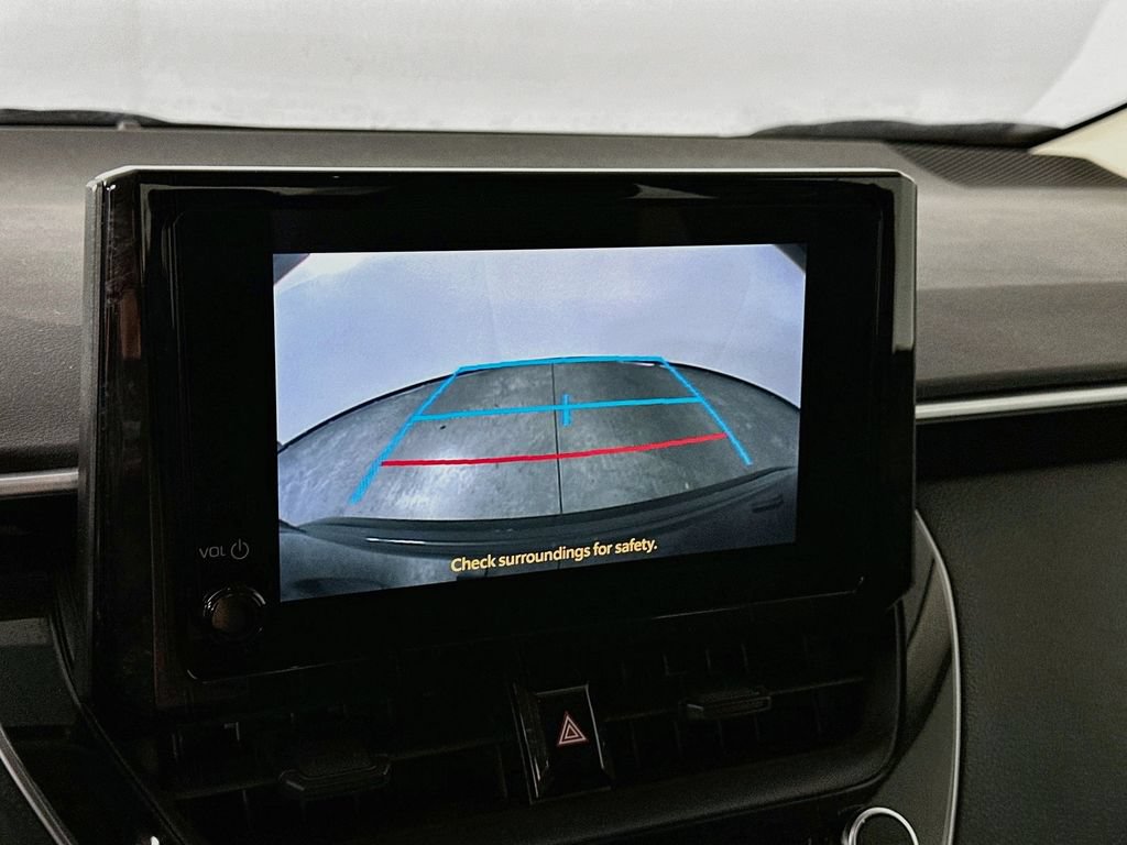 Used 2025 Toyota Corolla LE FWD image 20