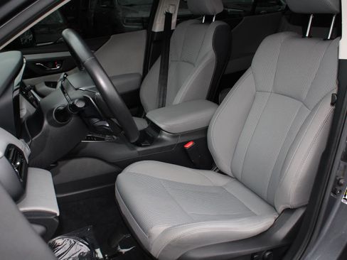 Used 2022 Subaru Legacy Premium image 16