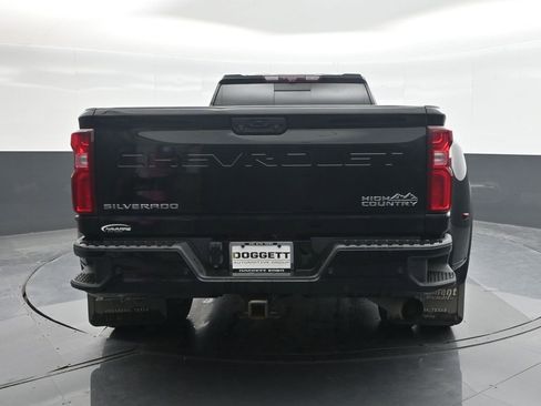 Used 2023 Chevrolet Silverado 3500 High Country image 17