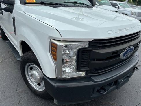 Used 2019 Ford F250 XL w/ Power Equipment Group image 2