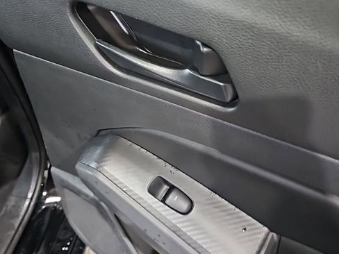 Used 2024 Nissan Altima 2.5 SV image 15