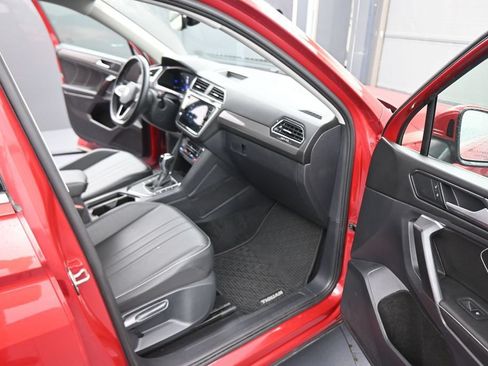 Used 2023 Volkswagen Tiguan SE FWD image 44