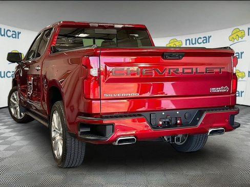 Used 2024 Chevrolet Silverado 1500 High Country w/ High Country Premium Package AWD/4WD image 4