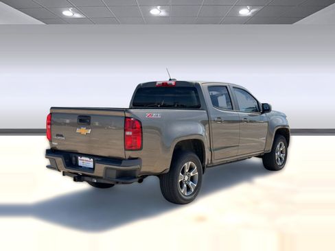 Used 2015 Chevrolet Colorado Z71 image 9