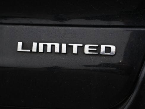 Used 2021 Jeep Grand Cherokee L Limited image 17