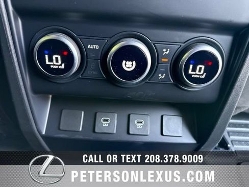 Used 2023 Land Rover Defender 110 S AWD/4WD image 18