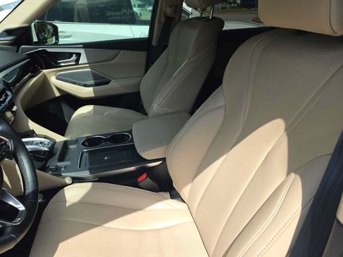Certified 2025 Acura MDX FWD w/ Technology Package image 7