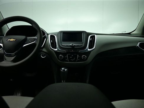 Used 2021 Chevrolet Equinox LS image 11