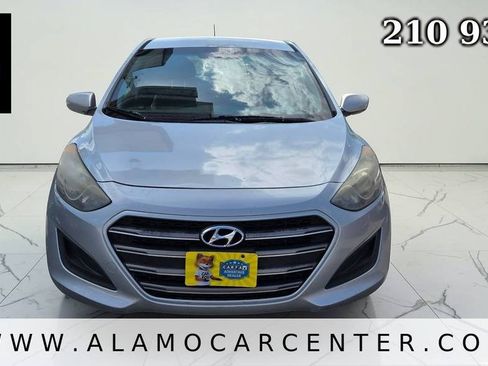 Used 2016 Hyundai Elantra GT FWD image 8