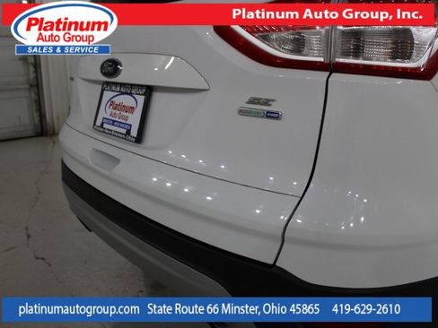 Used 2013 Ford Escape SE image 40