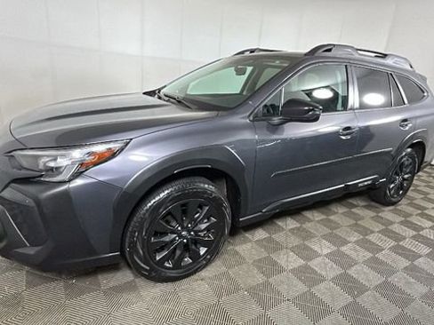 Used 2023 Subaru Outback Onyx Edition AWD/4WD image 7
