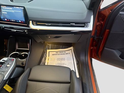 Used 2025 BMW X2 xDrive28i image 18