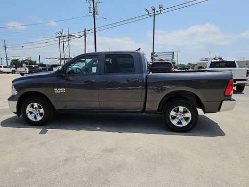 Used 2023 RAM 1500 Classic SLT w/ Trailer & Traction Group AWD/4WD image 3