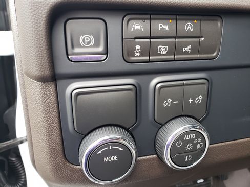 New 2026 Chevrolet Tahoe LT w/ Comfort Package image 18