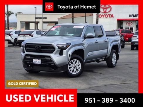 Used 2025 Toyota Tacoma SR5 image 1