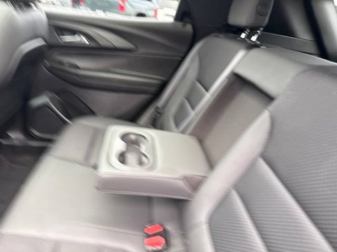 Used 2023 Chevrolet TrailBlazer RS w/ Sun and Liftgate Package AWD/4WD image 18