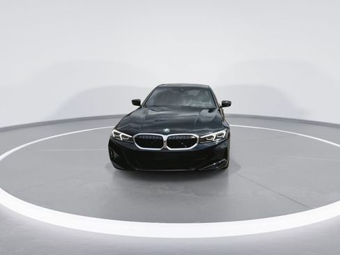 Used 2024 BMW 330i Sedan w/ Premium Package RWD image 3