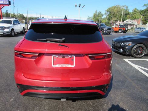 Used 2024 Jaguar F-PACE R-Dynamic S image 7