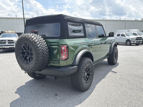 Used 2023 Ford Bronco Badlands AWD/4WD image 8