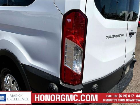 Used 2024 Ford Transit 350 XLT image 19