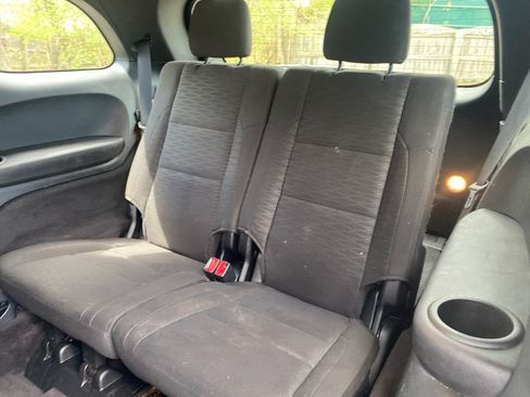 Used 2018 Dodge Durango SXT w/ 3rd Row Seating Group AWD/4WD image 18